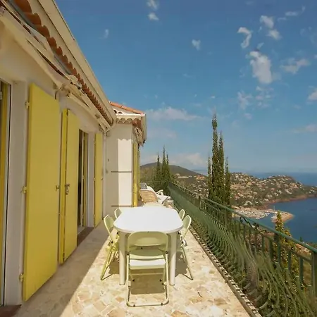 House With Panoramic Sea View, Le Trayas Saint-Raphaël
