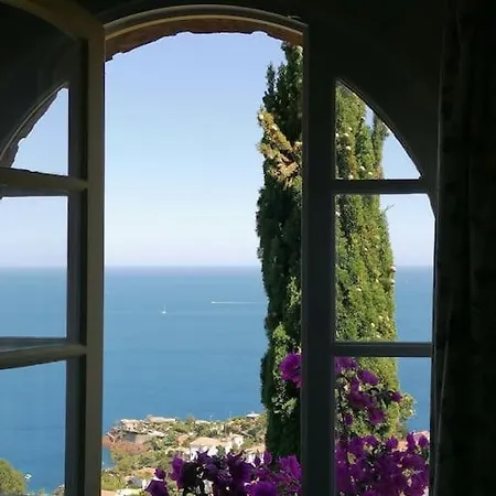 ヴィラ House With Panoramic Sea View, Le Trayas